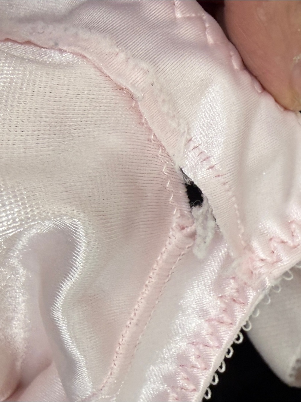 Women’s Bali Bra 3 as shown plus free pink one needs sewn in spot shown in pic - Picture 6 of 6
